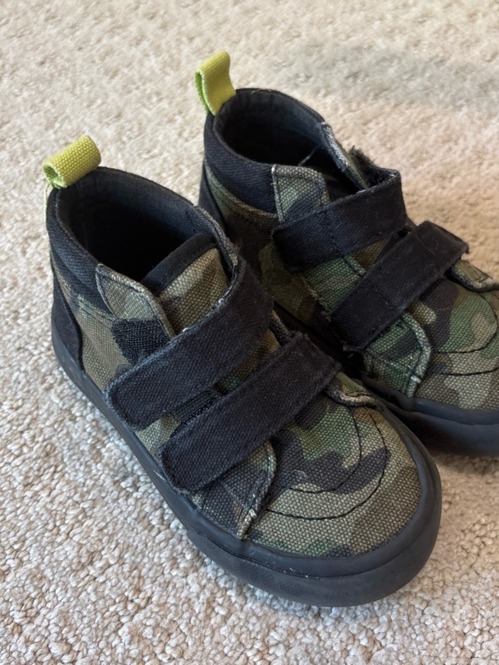Old Navy Kids Camo High-Top Sneakers in Green and Black